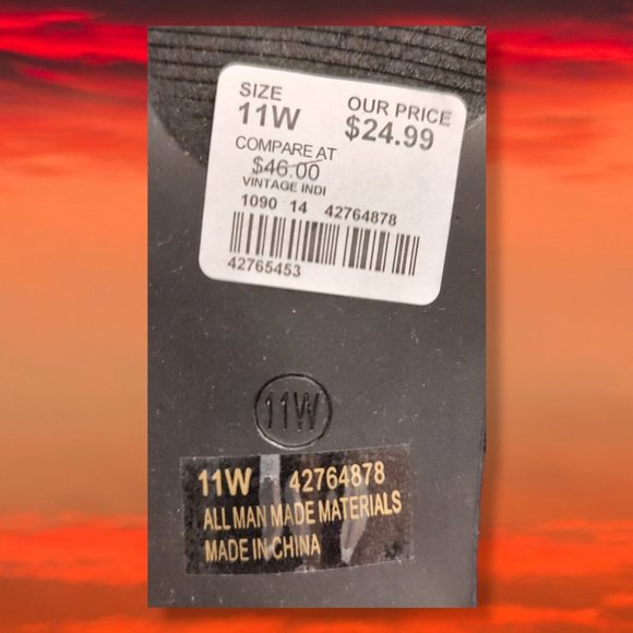 C Est 1946 black faux-suede sandals, size 11W NWT - Picture 8 of 8